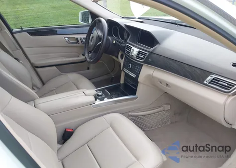 2016 Mercedes-Benz E 350 4Matic z USA, uszkodzony, nr VIN WDDHF8JB6GB254090